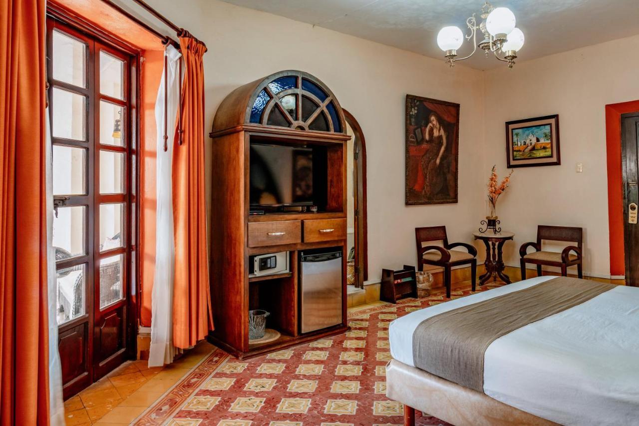 Casa Del Balam Мерида Экстерьер фото A room at the hotel