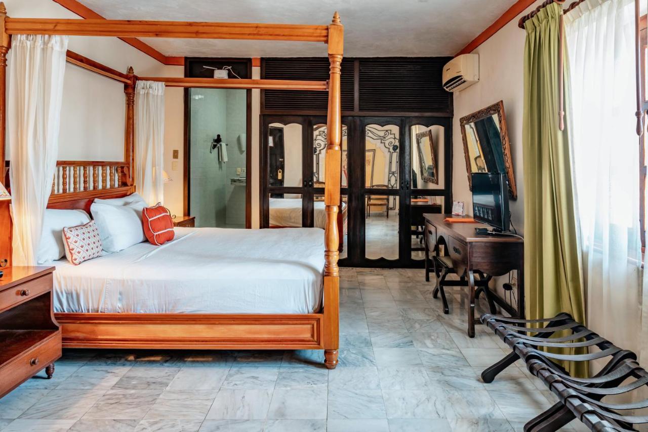 Casa Del Balam Мерида Экстерьер фото A room at the hotel